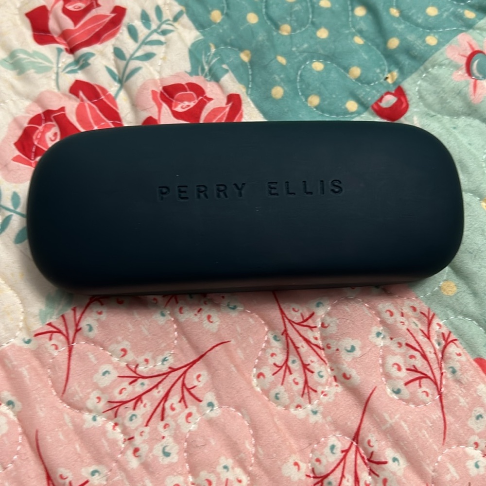 Perry Ellis Green Eyeglasses or Sunglasses Hard Clamshell Case likenew